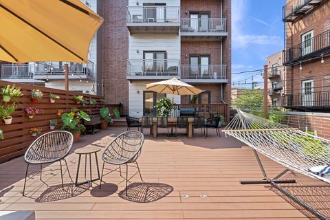 Tiny photo for 15 S Racine Avenue #2N, Chicago, IL 60607 (MLS # 12593627)