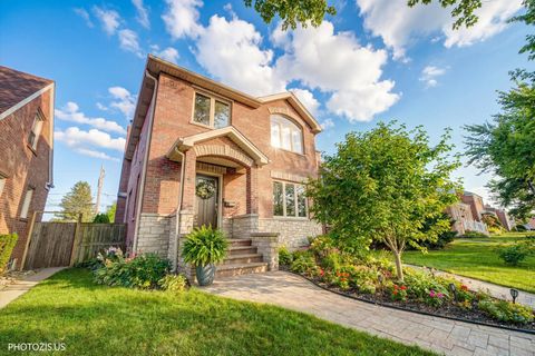 5233 N Osceola Avenue Chicago IL 60656