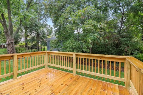 Tiny photo for 610 Pleasant Avenue, Glen Ellyn, IL 60137 (MLS # 12496366)