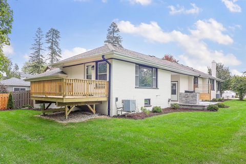 Tiny photo for 610 Pleasant Avenue, Glen Ellyn, IL 60137 (MLS # 12496366)