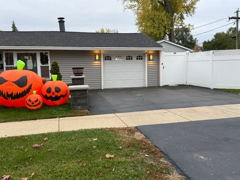 Tiny photo for 406 Rose Street, Bensenville, IL 60106 (MLS # 12506967)