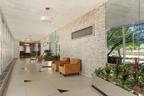 Tiny photo for 3950 N LAKE SHORE Drive #1303, Chicago, IL 60613 (MLS # 12506853)