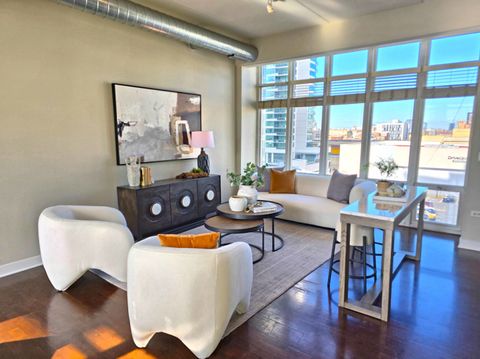 Tiny photo for 660 W Wayman Street #701, Chicago, IL 60661 (MLS # 12505152)