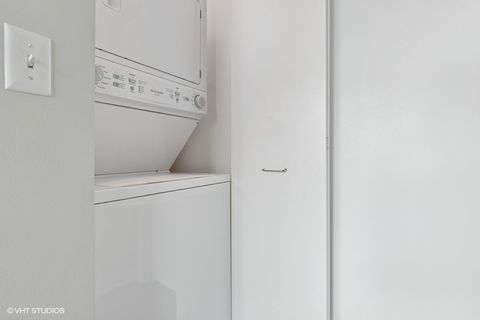 Tiny photo for 660 W Wayman Street #701, Chicago, IL 60661 (MLS # 12505152)