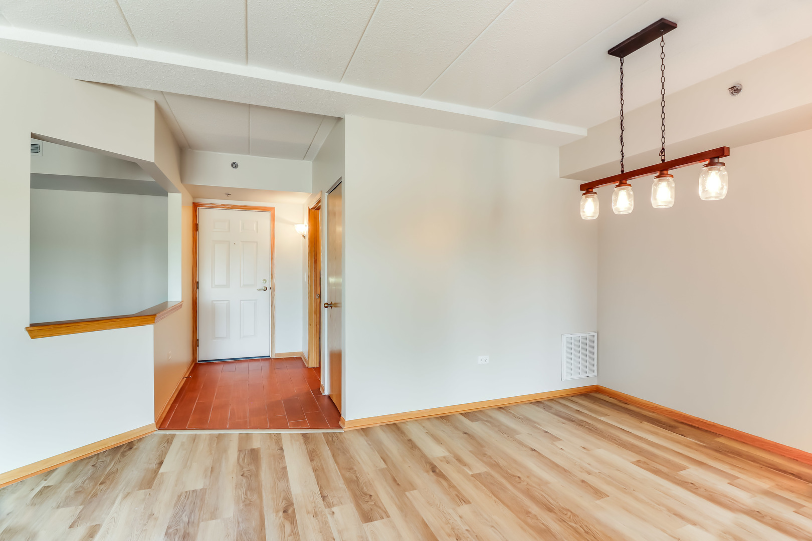 1200 S Prospect Avenue 303