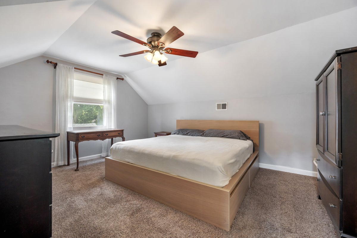 33 Woodbine Drive