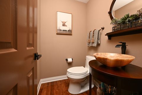 Tiny photo for 136 S Lawford Court, Bloomingdale, IL 60108 (MLS # 12615247)