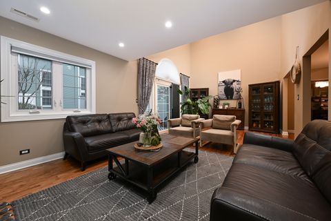 Tiny photo for 136 S Lawford Court, Bloomingdale, IL 60108 (MLS # 12615247)