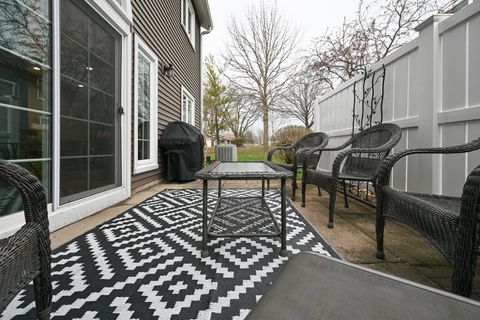 Tiny photo for 136 S Lawford Court, Bloomingdale, IL 60108 (MLS # 12615247)