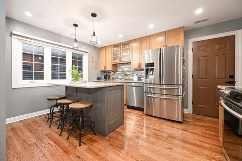 Tiny photo for 136 S Lawford Court, Bloomingdale, IL 60108 (MLS # 12615247)