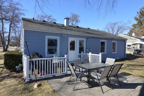 Tiny photo for 104 N Pleasant Road, Lake Zurich, IL 60047 (MLS # 12579475)