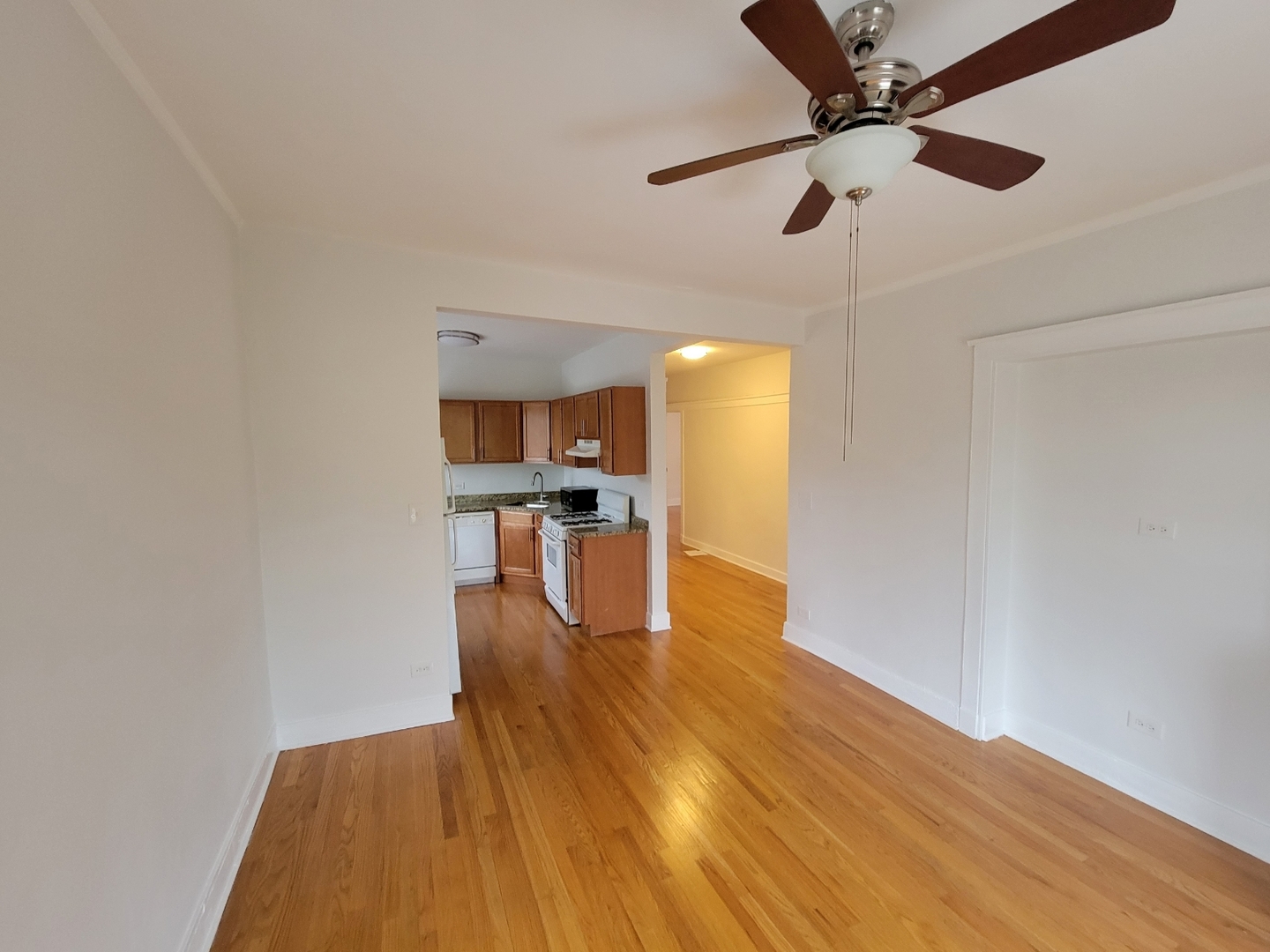 716 Clark Street 1S