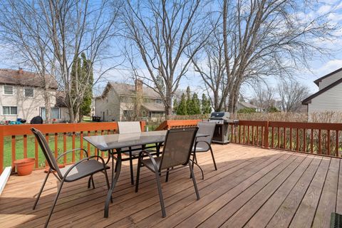 Tiny photo for 1072 Cedar Crest Drive, Crystal Lake, IL 60014 (MLS # 12591810)