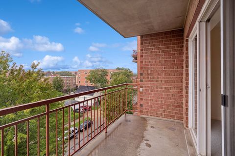 Tiny photo for 501 ALLES Street #501A, Des Plaines, IL 60016 (MLS # 12506770)