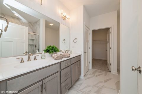 Tiny photo for 385 Masters Drive, Addison, IL 60101 (MLS # 12486366)