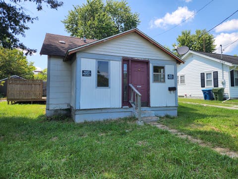 Photo of 1009 S 20th Street, Mt Vernon, IL 62864 (MLS # 12739475)