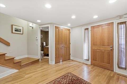 Tiny photo for 950 W Berwyn Avenue #9, Chicago, IL 60640 (MLS # 12596753)