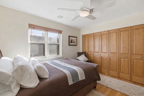 Tiny photo for 950 W Berwyn Avenue #9, Chicago, IL 60640 (MLS # 12596753)