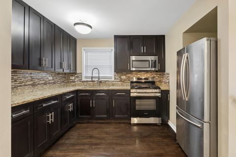 Tiny photo for 2808 W 140th Place, Blue Island, IL 60406 (MLS # 12592185)