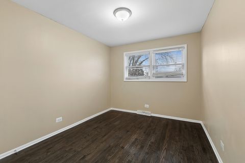 Tiny photo for 2808 W 140th Place, Blue Island, IL 60406 (MLS # 12592185)