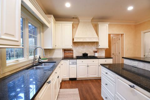 Tiny photo for 3 Bridle Court, Burr Ridge, IL 60527 (MLS # 12511571)