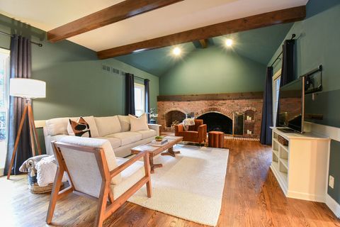 Tiny photo for 3 Bridle Court, Burr Ridge, IL 60527 (MLS # 12511571)