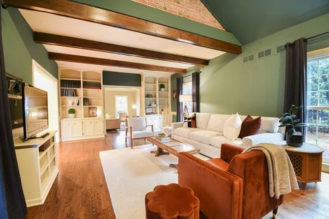 Tiny photo for 3 Bridle Court, Burr Ridge, IL 60527 (MLS # 12511571)