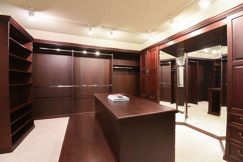 Tiny photo for 3 Bridle Court, Burr Ridge, IL 60527 (MLS # 12511571)