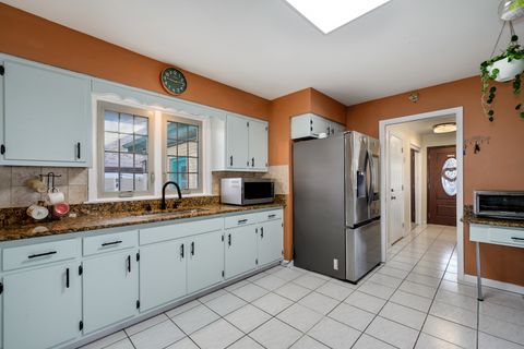 Tiny photo for 2458 Seminary Avenue, Des Plaines, IL 60016 (MLS # 12571779)