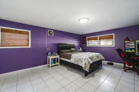 Tiny photo for 2458 Seminary Avenue, Des Plaines, IL 60016 (MLS # 12571779)