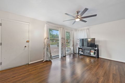 Tiny photo for 43 Pamela Drive, Bensenville, IL 60106 (MLS # 12431054)