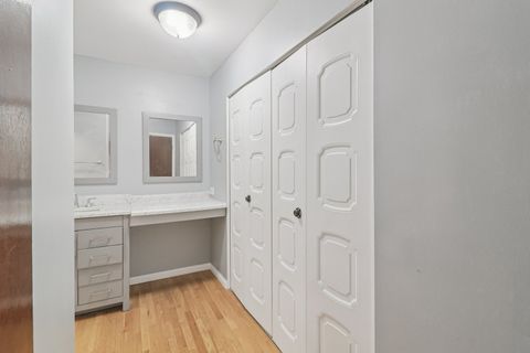 Tiny photo for 105 W Dover Drive, Mount Prospect, IL 60056 (MLS # 12542800)