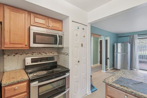 Tiny photo for 105 W Dover Drive, Mount Prospect, IL 60056 (MLS # 12542800)