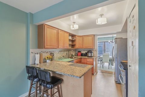 Tiny photo for 105 W Dover Drive, Mount Prospect, IL 60056 (MLS # 12542800)