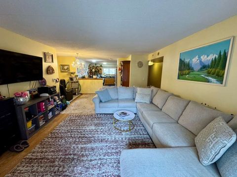 Tiny photo for 8700 W Evelyn Lane #205, Chicago, IL 60656 (MLS # 12586507)