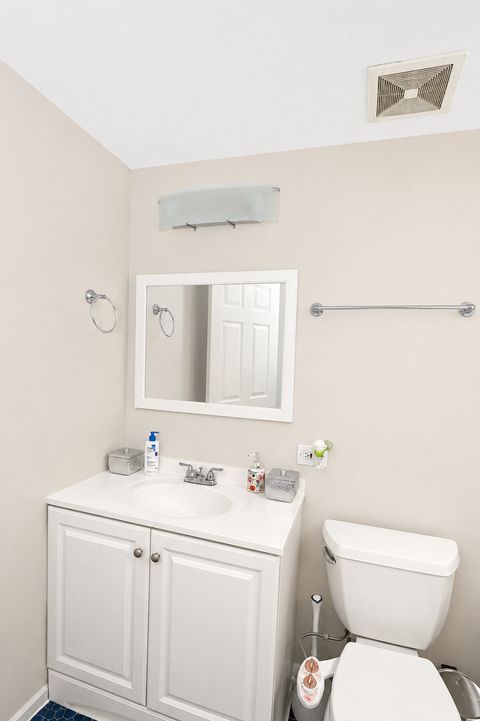 Tiny photo for 817 Stamford Court, Schaumburg, IL 60193 (MLS # 12644042)