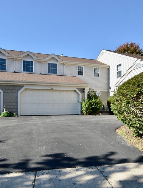 Tiny photo for 728 Village Circle, Marengo, IL 60152 (MLS # 12778320)