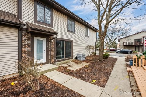 Photo of 1804 Raintree Court #1804, Sycamore, IL 60178 (MLS # 12548152)