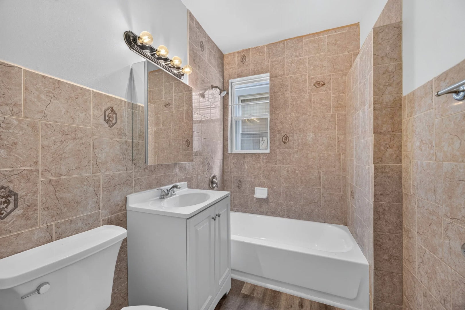 63 W 15TH Street
