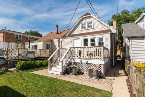 Tiny photo for 5625 N Menard Avenue, Chicago, IL 60646 (MLS # 12739158)