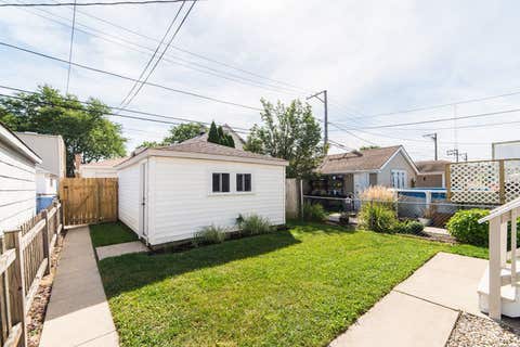 Tiny photo for 5625 N Menard Avenue, Chicago, IL 60646 (MLS # 12739158)