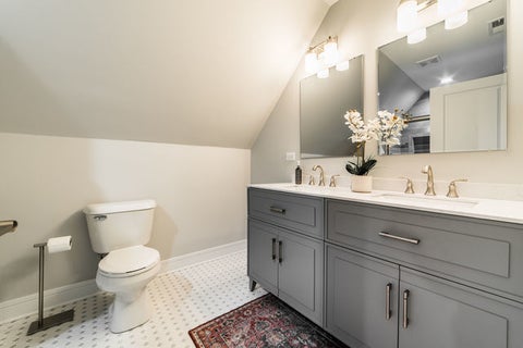 Tiny photo for 5625 N Menard Avenue, Chicago, IL 60646 (MLS # 12739158)