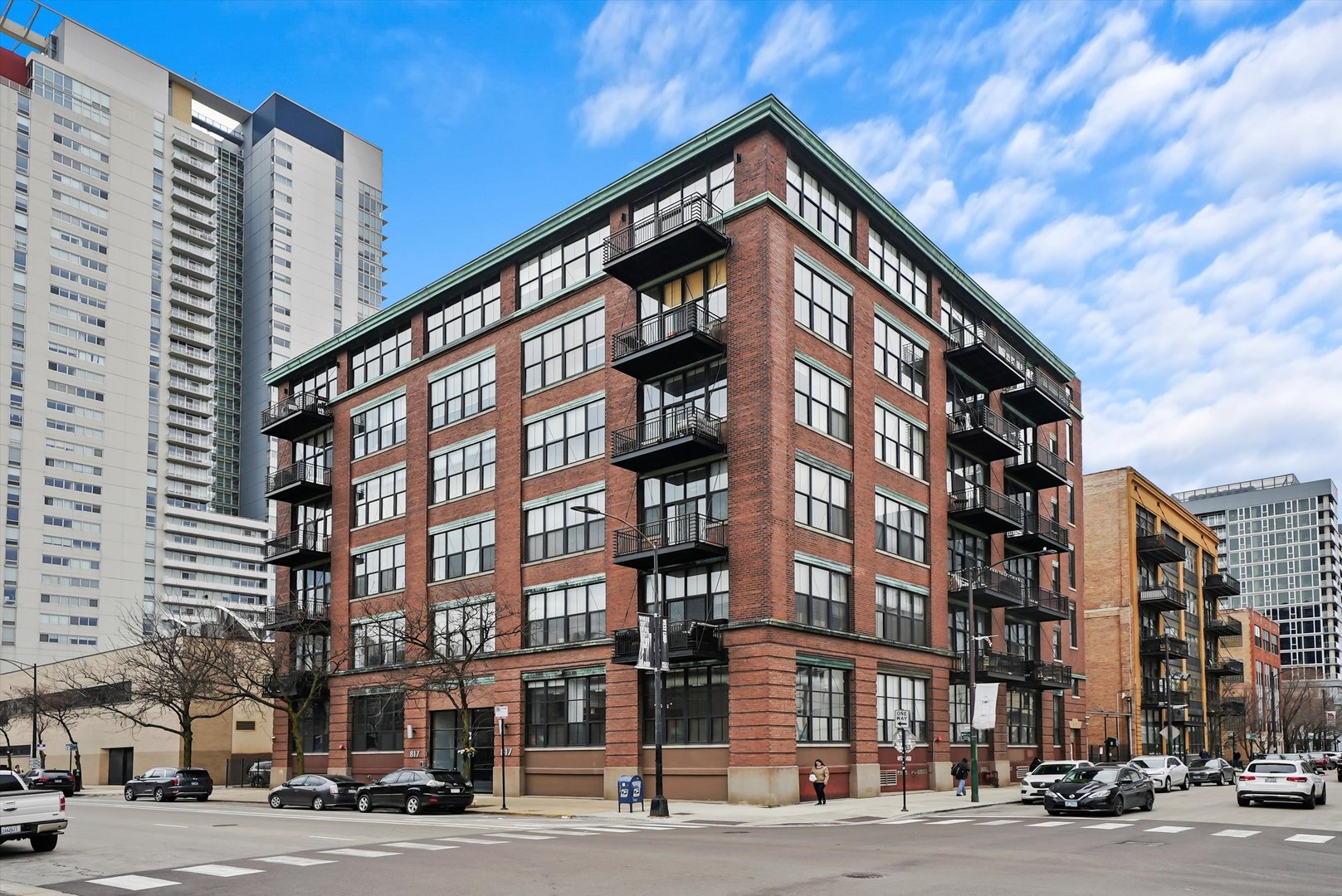 817 W Washington Boulevard 507