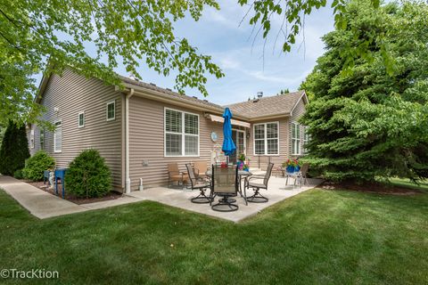 Tiny photo for 16601 Grandwood Lake Drive, Crest Hill, IL 60403 (MLS # 12655221)