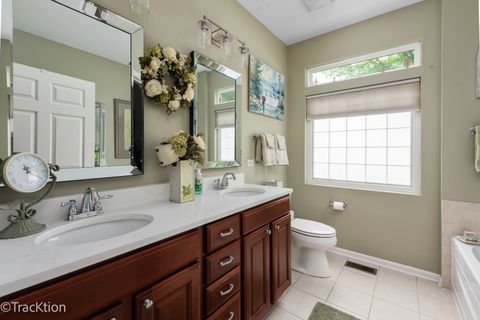 Tiny photo for 16601 Grandwood Lake Drive, Crest Hill, IL 60403 (MLS # 12655221)