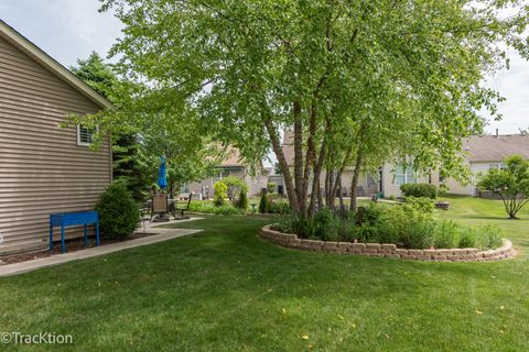Tiny photo for 16601 Grandwood Lake Drive, Crest Hill, IL 60403 (MLS # 12655221)