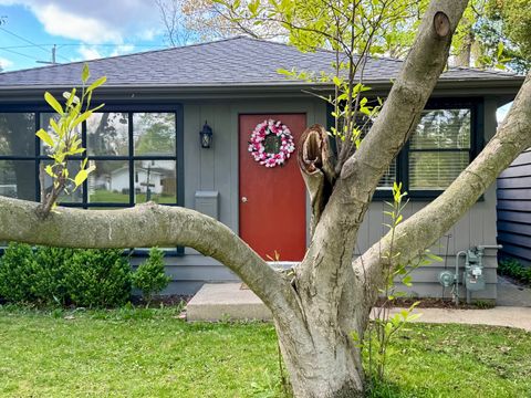 Tiny photo for Geneva, IL 60134 (MLS # 12659967)