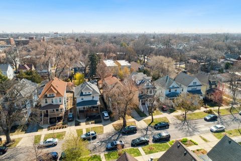 Tiny photo for 3915 N Kenneth Avenue, Chicago, IL 60641 (MLS # 12485399)