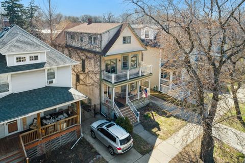 Tiny photo for 3915 N Kenneth Avenue, Chicago, IL 60641 (MLS # 12485399)