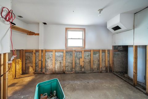 Tiny photo for 3915 N Kenneth Avenue, Chicago, IL 60641 (MLS # 12485399)